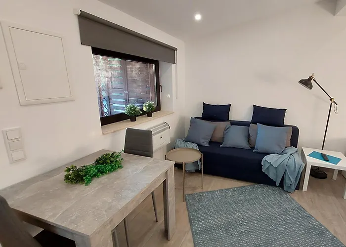 Ferienwohnungen! Kleine Bungalows Mit Terrasse!
