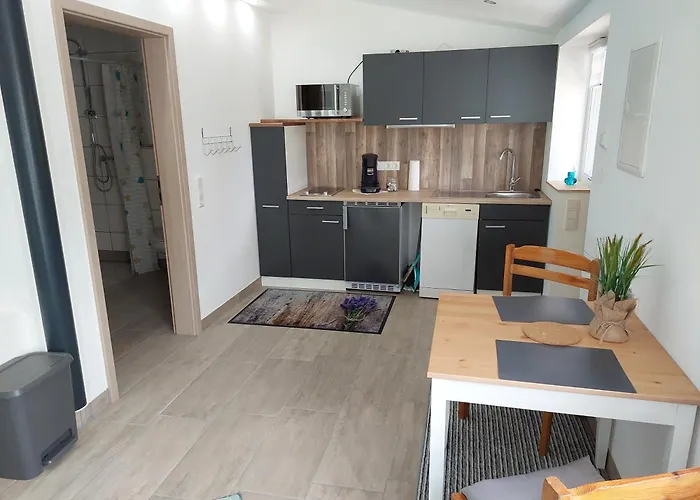 Ferienwohnungen! Kleine Bungalows Mit Terrasse!